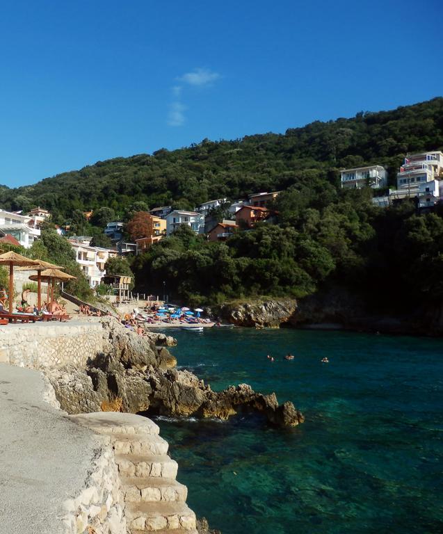 Apartments Esperanza Утьеха Экстерьер фото